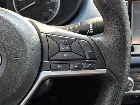 Used 2025 Nissan Versa SV w/ Trunk Package FWD image 24