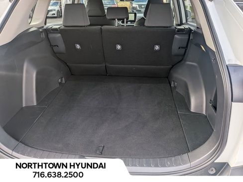 Used 2025 Toyota RAV4 XLE image 33
