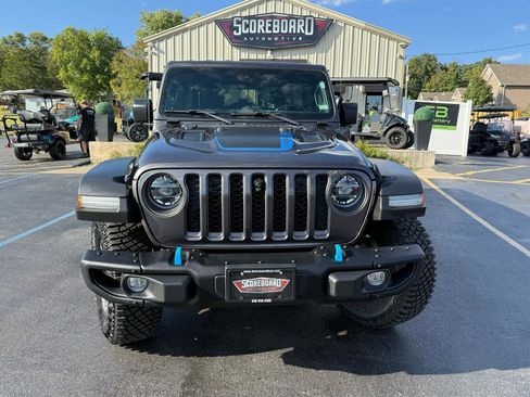 Used 2022 Jeep Wrangler Unlimited Rubicon 4xe w/ Dual Top Group AWD/4WD image 8