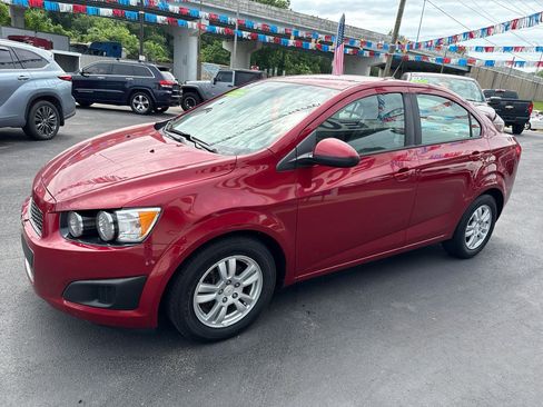 Used 2012 Chevrolet Sonic LS FWD image 8
