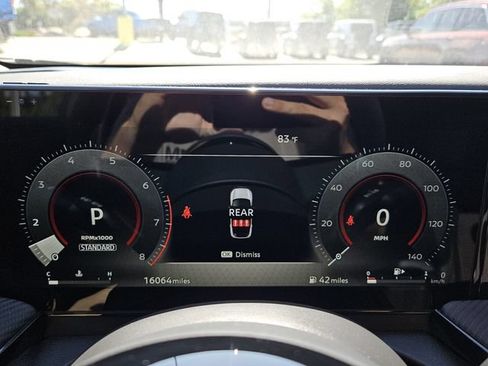 Used 2025 Nissan Kicks SR AWD/4WD image 23