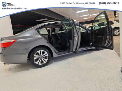 Used 2014 Honda Accord EX image 16
