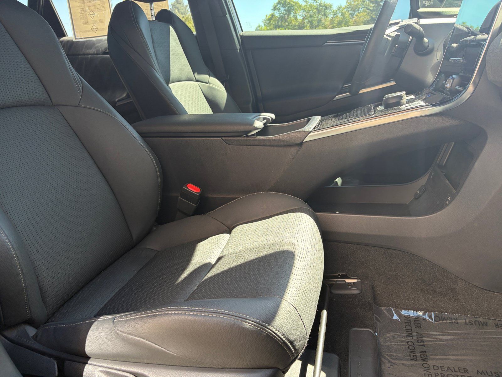 Certified 2023 Subaru Solterra AWD image 28
