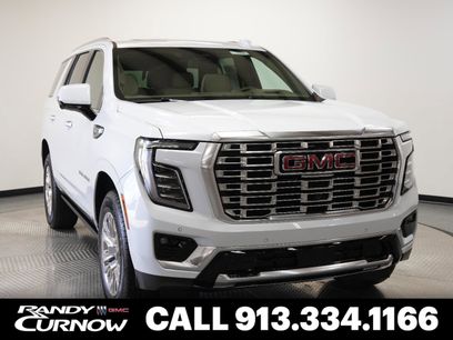 New 2026 GMC Yukon Denali w/ Sun & Power Step Package