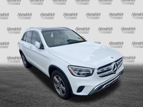 Certified 2022 Mercedes-Benz GLC 300 image 2