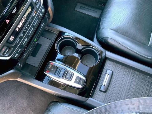 Used 2019 Honda Pilot Elite image 15