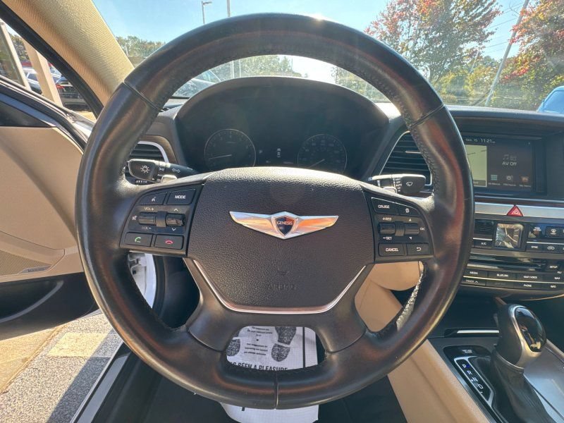 Used 2015 Hyundai Genesis 3.8 w/ Option Group 02 RWD image 25