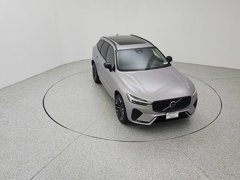 New 2026 Volvo XC60 B5 Ultra w/ Climate Package AWD/4WD image 14