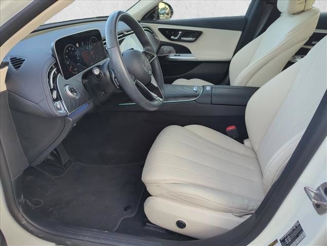 Used 2024 Mercedes-Benz E 350 4MATIC Sedan image 13