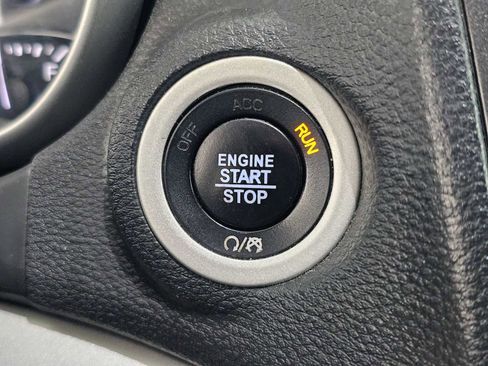 Used 2018 Dodge Journey GT image 31