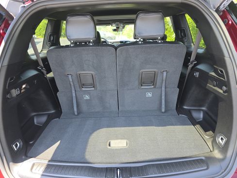 Used 2025 Jeep Grand Cherokee L Altitude AWD/4WD image 21