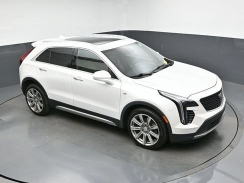 Used 2019 Cadillac XT4 Premium Luxury AWD/4WD image 18