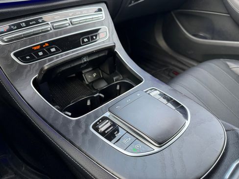 Used 2022 Mercedes-Benz E 350 4MATIC Sedan image 17