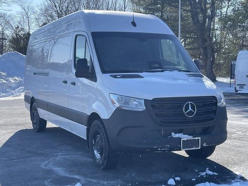 New 2025 Mercedes-Benz Sprinter 2500 image 2