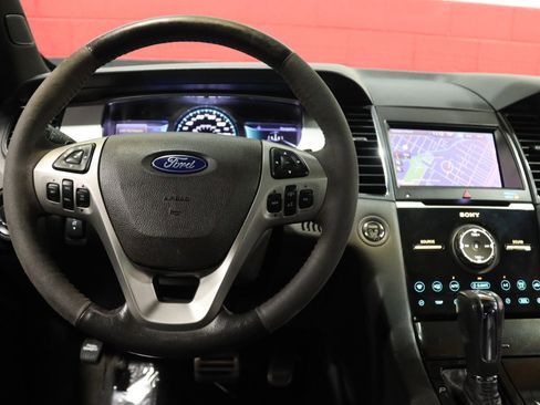 Used 2013 Ford Taurus SHO image 49