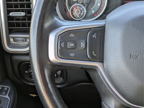 Used 2024 RAM 2500 Big Horn image 24