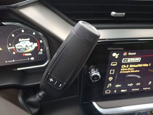 New 2026 GMC Sierra 2500 Denali w/ Denali Reserve Package image 15