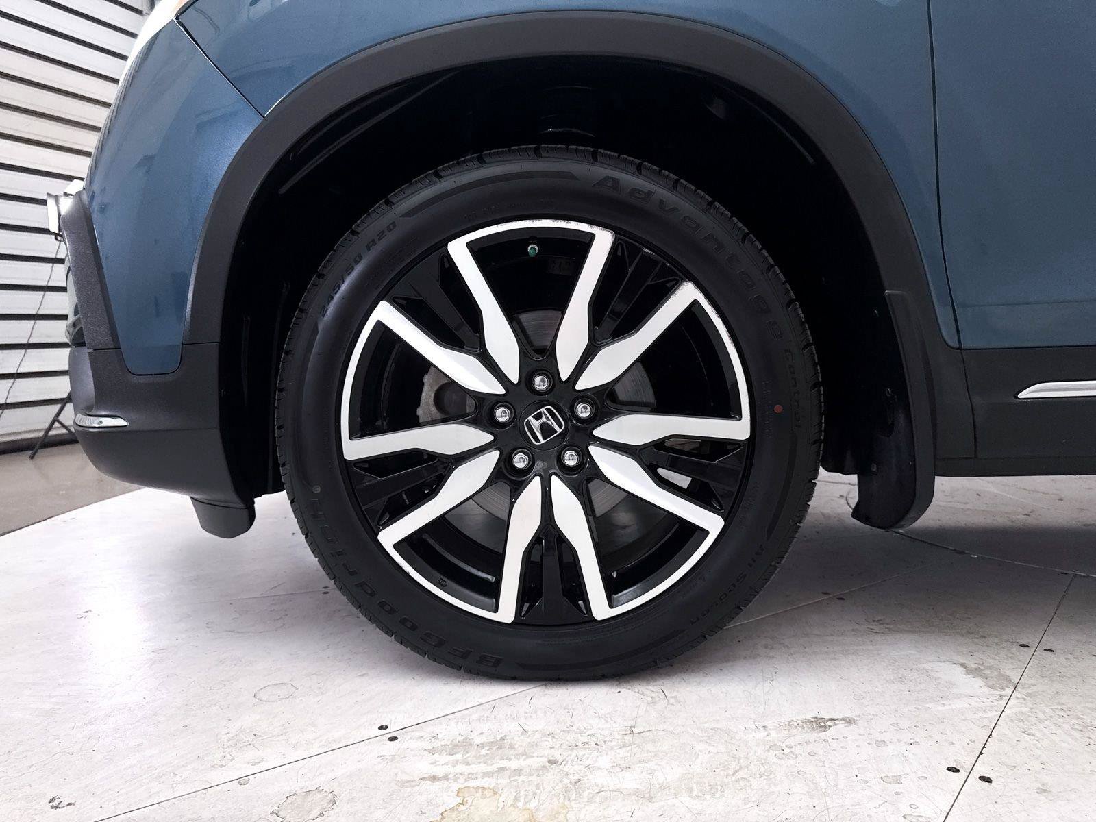 Used 2021 Honda Pilot Elite image 16