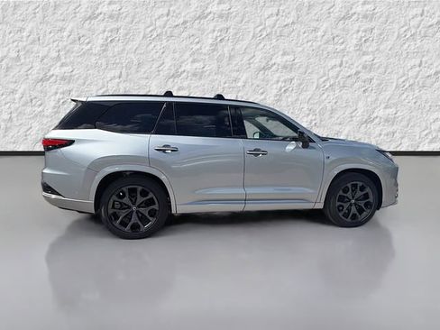 New 2026 Lexus TX 500h AWD image 2