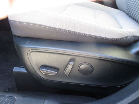 Used 2022 Ford Escape SE w/ Convenience Package image 11