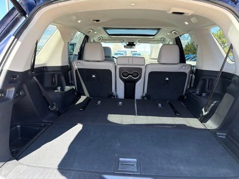 Certified 2025 Honda Pilot Elite image 16
