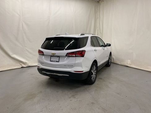 Used 2023 Chevrolet Equinox Premier AWD/4WD image 6