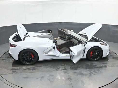Used 2023 Chevrolet Corvette Stingray Premium Conv w/ Z51 Performance Package image 54