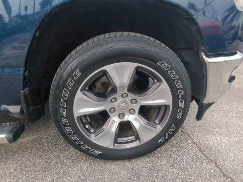 Used 2023 RAM 1500 Laramie AWD/4WD image 10