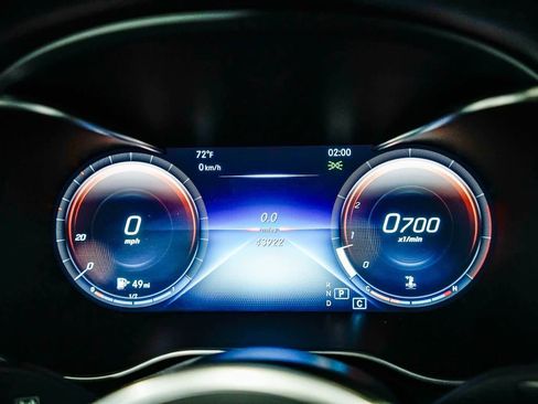 Used 2022 Mercedes-Benz GLC 300 image 24