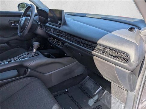 Used 2023 Honda HR-V LX image 28