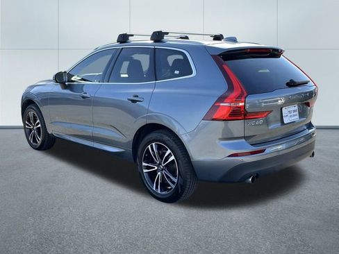 Used 2020 Volvo XC60 T5 Momentum image 6