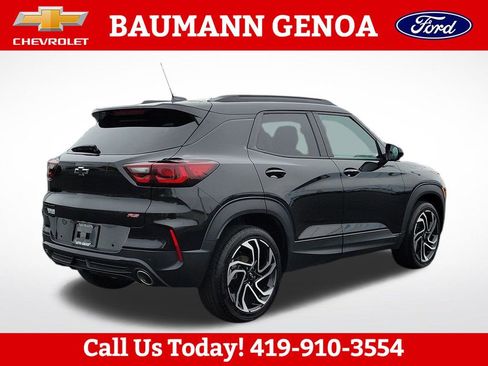 Used 2025 Chevrolet TrailBlazer RS w/ Convenience Package AWD/4WD image 5