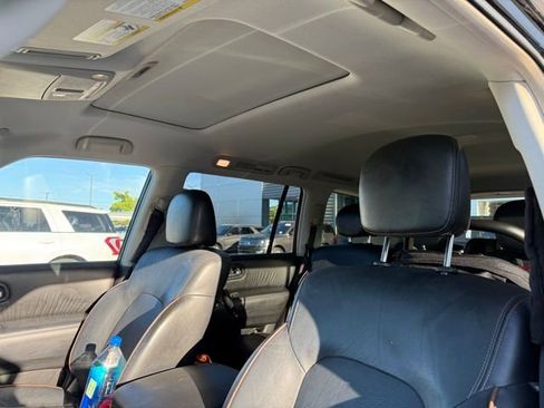 Used 2019 Nissan Armada SL w/ Premium Package RWD image 8
