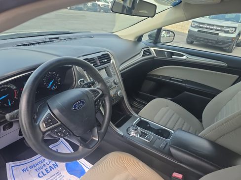 Used 2017 Ford Fusion S image 13