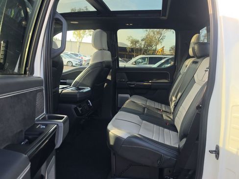 Used 2023 Ford F150 Lightning Platinum AWD/4WD image 11