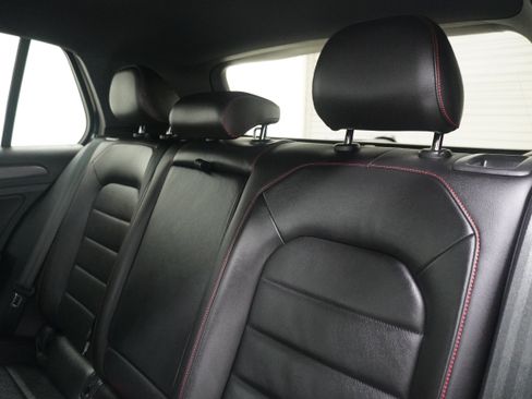 Used 2018 Volkswagen GTI Autobahn FWD image 14