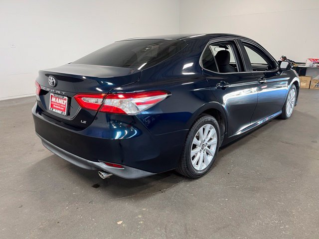 Used 2018 Toyota Camry LE FWD image 3