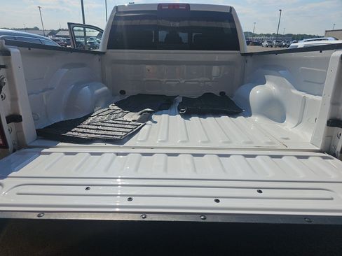 Used 2023 RAM 1500 Classic SLT w/ Trailer & Traction Group AWD/4WD image 14