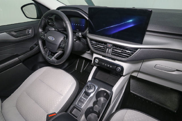 Used 2024 Ford Escape Active w/ Tech Pack #1 AWD/4WD image 18