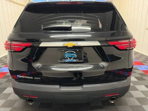 Used 2022 Chevrolet Traverse LS AWD/4WD image 5