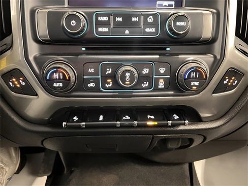 Used 2018 Chevrolet Silverado 1500 LT w/ All Star Edition image 19