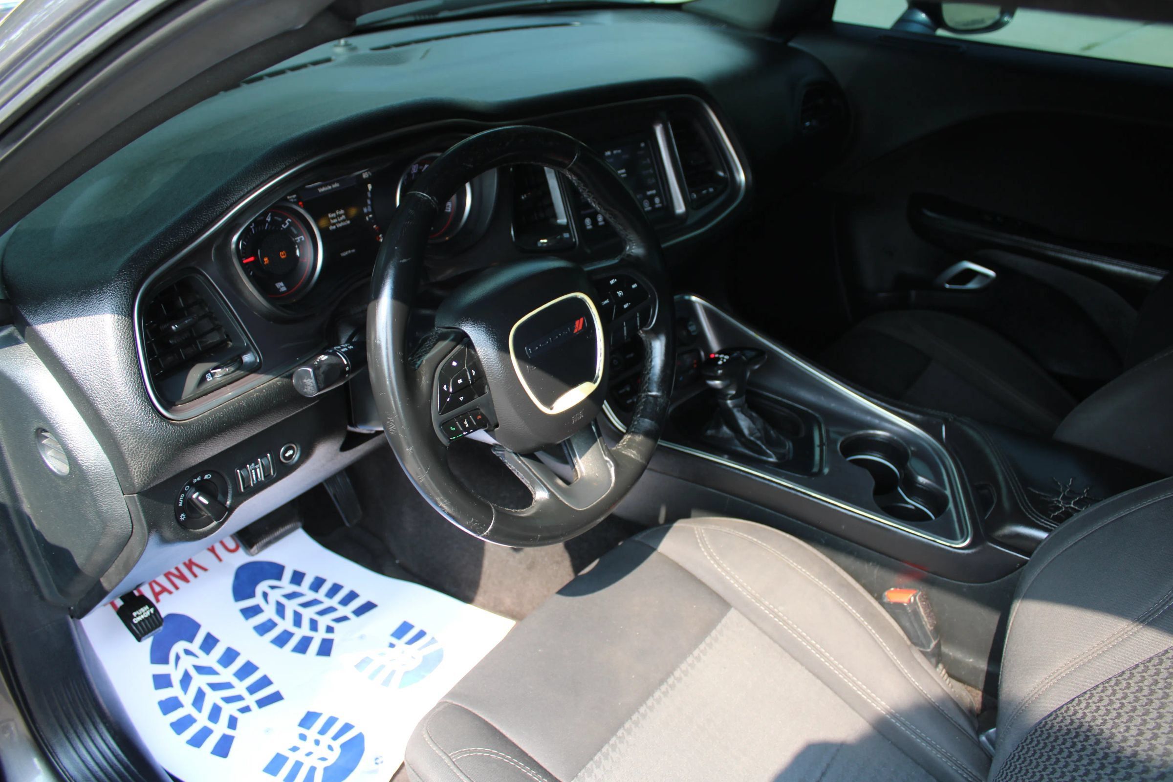 Used 2018 Dodge Challenger SXT RWD image 14