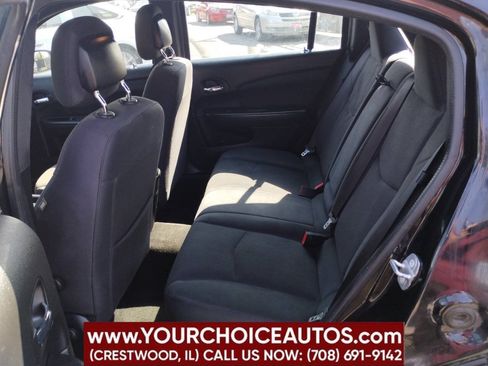 Used 2014 Chrysler 200 LX FWD image 17