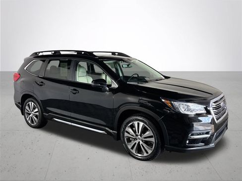 Used 2022 Subaru Ascent Limited w/ Technology Package AWD/4WD image 4