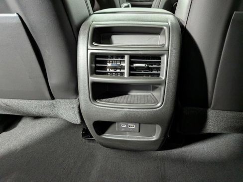 New 2025 Cadillac XT5 Premium Luxury image 28