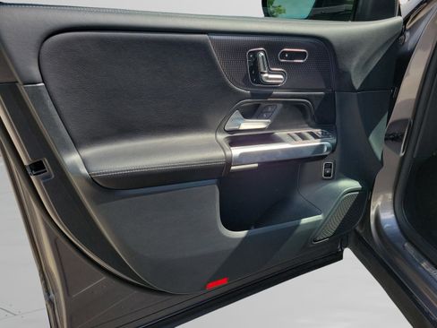 Certified 2022 Mercedes-Benz GLB 250 image 16