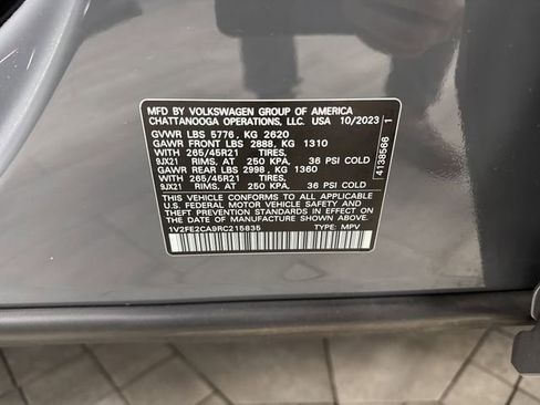 Used 2024 Volkswagen Atlas Cross Sport SEL Premium R-Line image 41