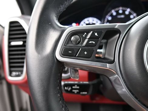 Certified 2023 Porsche Cayenne Platinum Edition AWD/4WD image 19