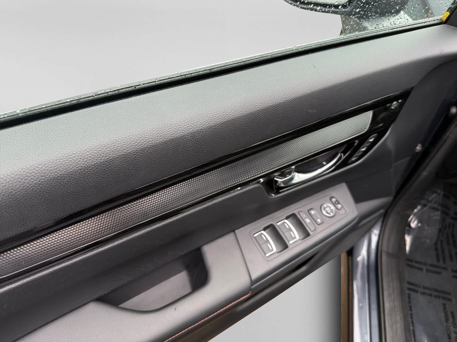 Used 2025 Honda CR-V Sport Touring image 10