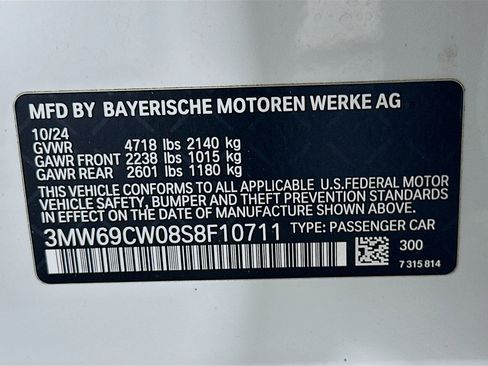 Used 2025 BMW 330i Sedan image 12